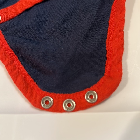 GENTLY USED BABY ONESIE DON’T MAKE ME CALL SUPERMAN SIZE 6-9 months - Picture 6 of 9